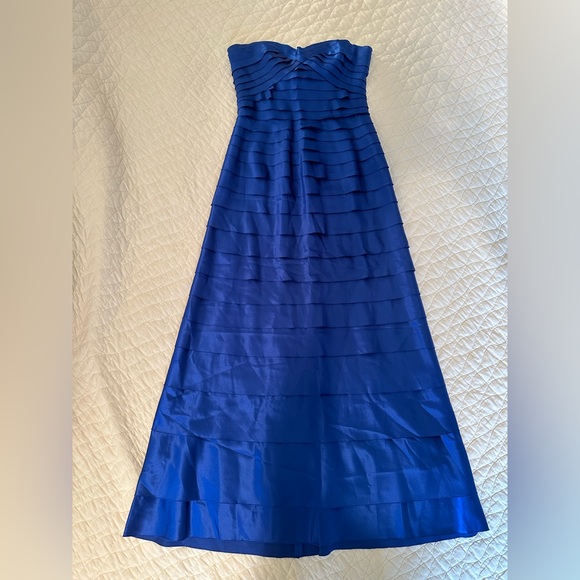 Beautiful BCBG MaxAzria Cobalt blue strapless layered satin gown 💙 Worn once. - Picture 9 of 12
